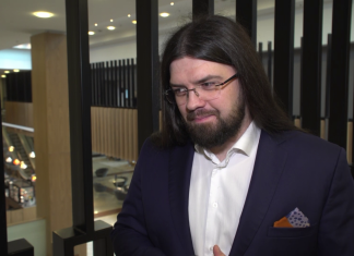 Sztuczna inteligencja walczy z cyberatakami w bankowości. Stworzenie cyfrowego DNA klienta pozwoli rozróżnić go od hakerów