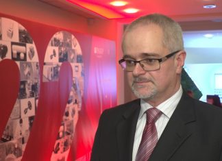 Przyszłość medycyny to w pełni zdalne leczenie. Polacy chcą biometrycznie badać krtań