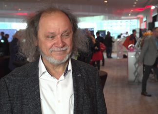 Sztuczna inteligencja potrafi coraz lepiej odwzorowywać pracę ludzkiego mózgu. Analizuje, rozpoznaje mimikę, gesty i uczy się naturalnego języka