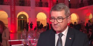 Polskie miasta eksperymentują ze sztuczną inteligencją. Motywuje ona do pracy urzędników, a wkrótce może ich nawet zastąpić