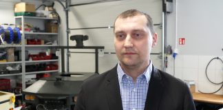 Autonomiczne i uzbrojone pojazdy wkraczają na pola walki. Będą patrolować granice na lądzie, morzu i w powietrzu