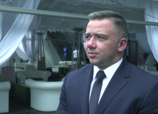 Cyberprzestępcy coraz chętniej sięgają po sztuczną inteligencję. Firmy muszą się bronić, stosując inteligentne zabezpieczenia