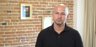 Sztuczna inteligencja usprawnia i automatyzuje obsługę w e-handlu. Coraz szerzej wykorzystywana jest także w procesie płatności