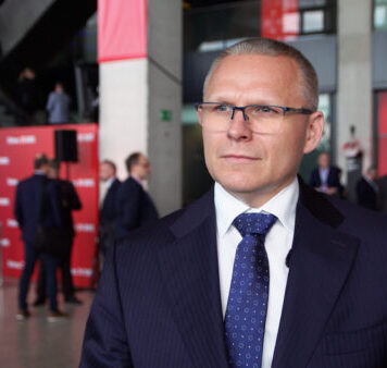 Cyberataki elementem osłabiania gospodarki i bezpieczeństwa państw. Na celowniku administracja, infrastruktura krytyczna i biznes